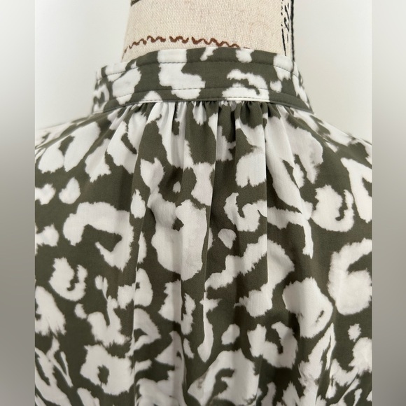 5/$25 Elizabeth and James like new babydoll style dress  size small - Picture 10 of 15